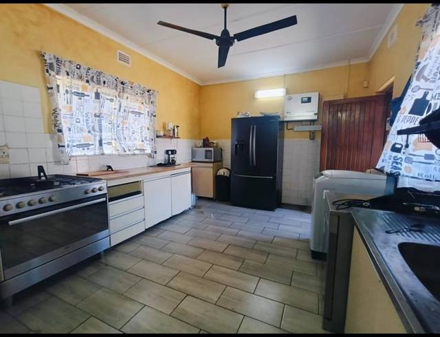 3 BEDROOM HOUSE FOR SALE IN ARBORETUM